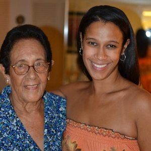 Meet your Posher, Denise